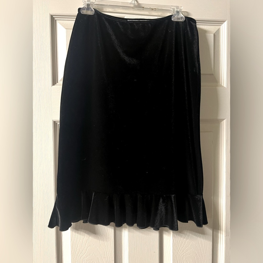California Concepts velvet skirt